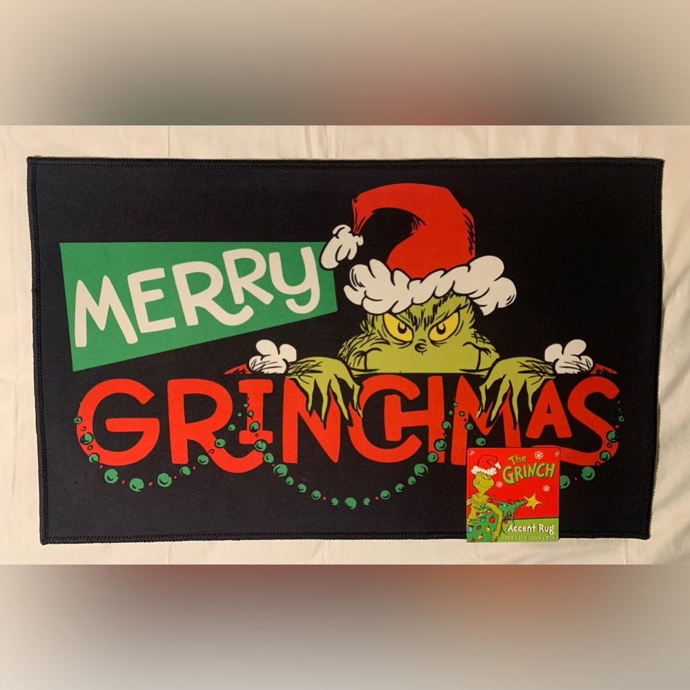 The Grinch Christmas Fun Accent Rug 20" x 32" Soft Feel New